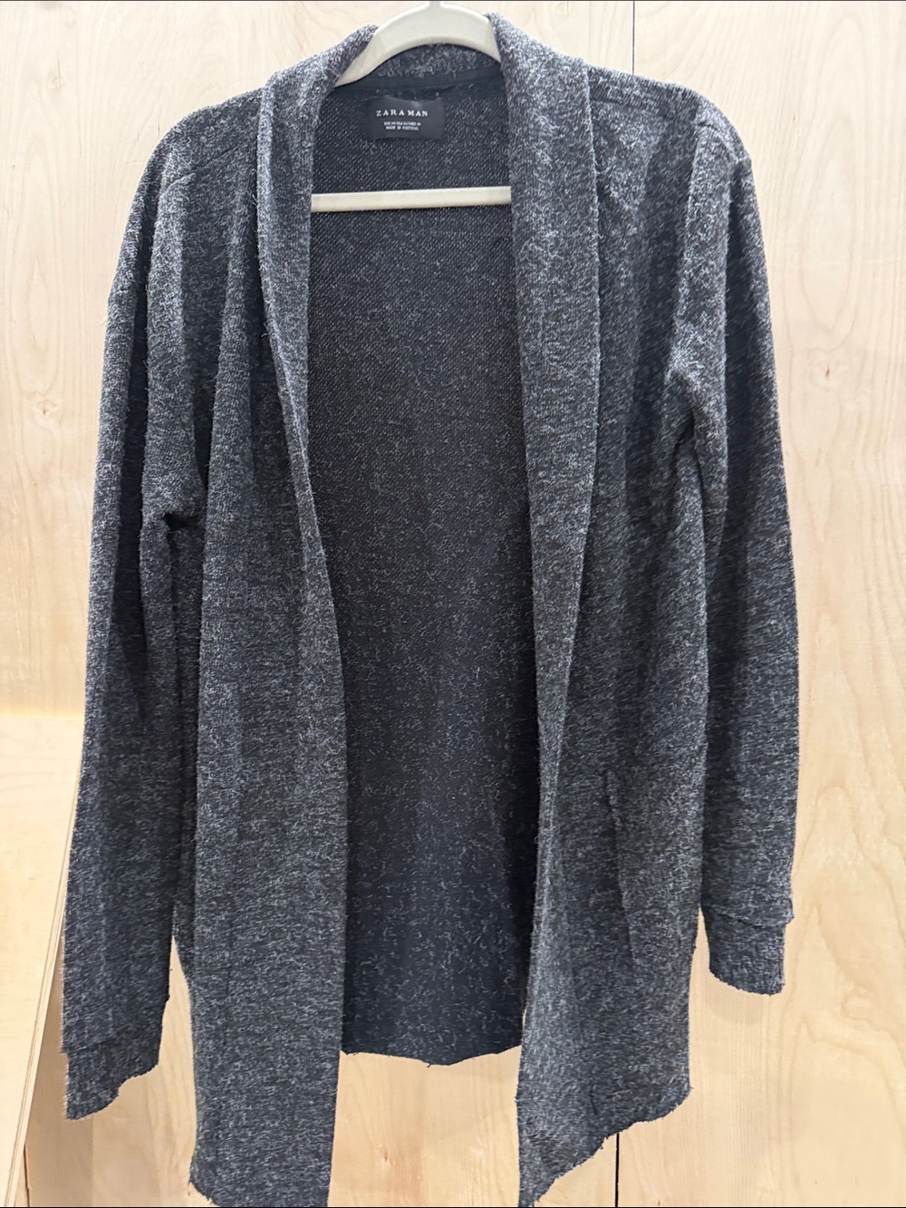 Zara Men's Dark Charcoal Open-Front Cardigan with pockets